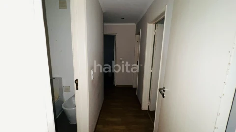 Apartamento T3 para Venda em Massamá e Monte Abraão
