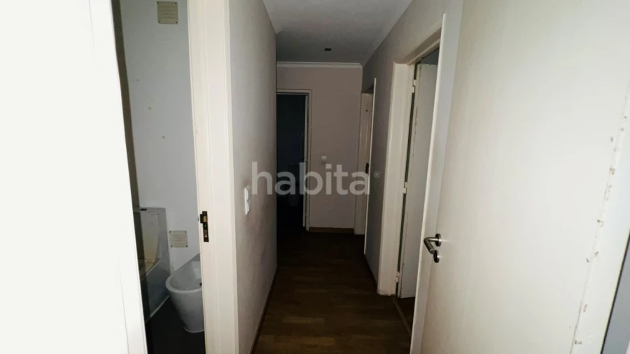 Apartamento T3 para Venda em Massamá e Monte Abraão Foto 12