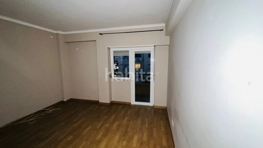 Apartamento T3 para Venda em Massamá e Monte Abraão Foto 21