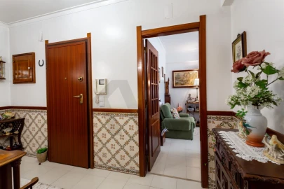 Apartamento T3 para Venda em Mina de Água