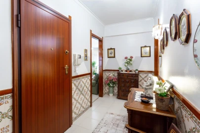 Apartamento T3 para Venda em Mina de Água