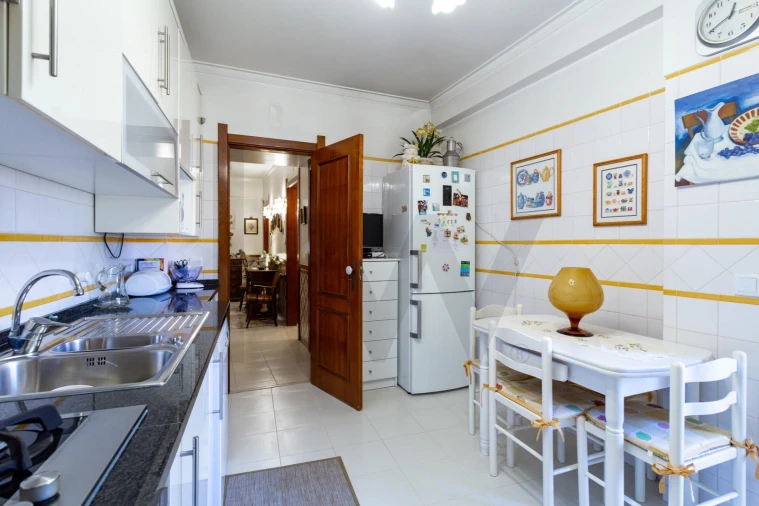 Apartamento T3 para Venda em Mina de Água Foto 28