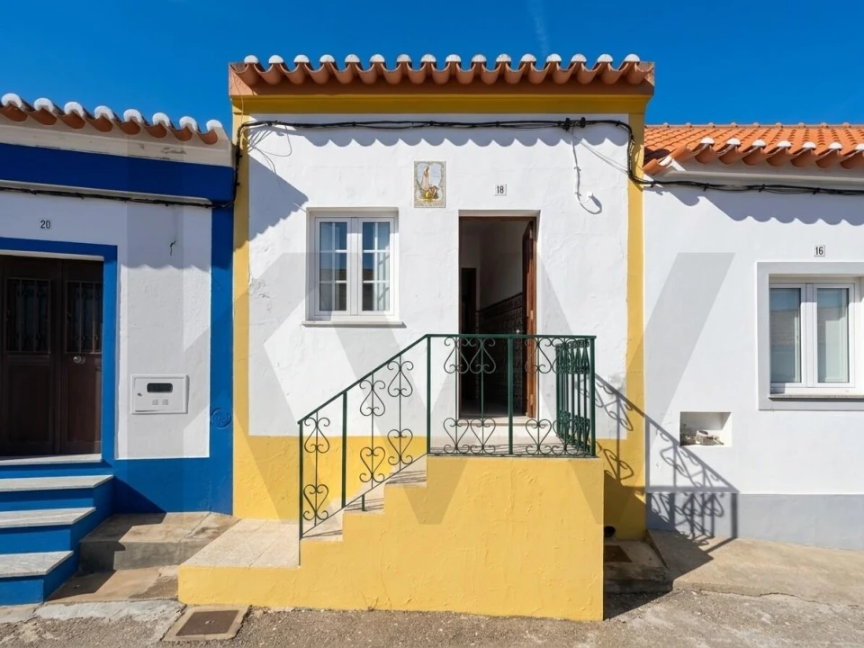 Moradia T1 para Venda em Pedrogão Foto 1