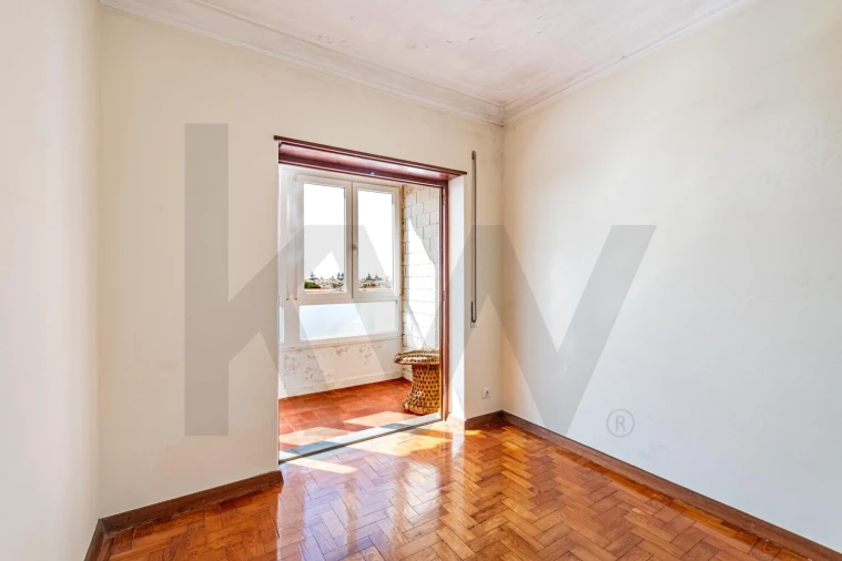 Apartamento T2 para Venda em São Domingos de Rana Foto 5