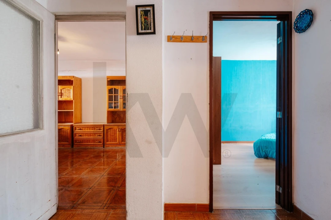 Apartamento T2 para Venda em Santo Antonio dos Olivais Foto 19