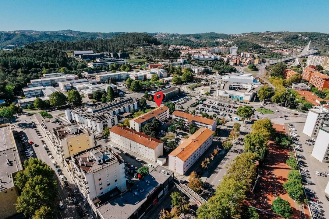 Apartamento T2 para Venda em Santo Antonio dos Olivais Foto 2