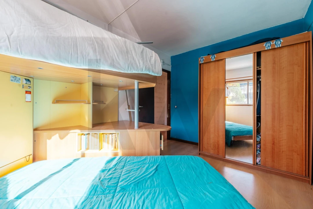 Apartamento T2 para Venda em Santo Antonio dos Olivais Foto 23