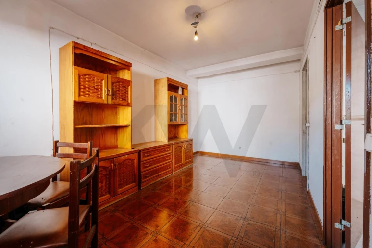 Apartamento T2 para Venda em Santo Antonio dos Olivais Foto 6