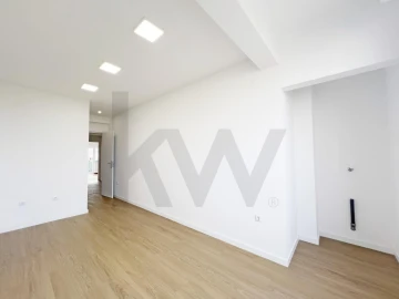 Apartamento T4 para Arrendamento em Marvila, Ribeira Santarém, São Salvador, São Nicolau