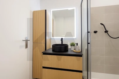 Apartamento T4 para Arrendamento em Marvila, Ribeira Santarém, São Salvador, São Nicolau