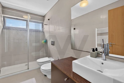 Apartamento T3 para Venda em Glória e Vera Cruz