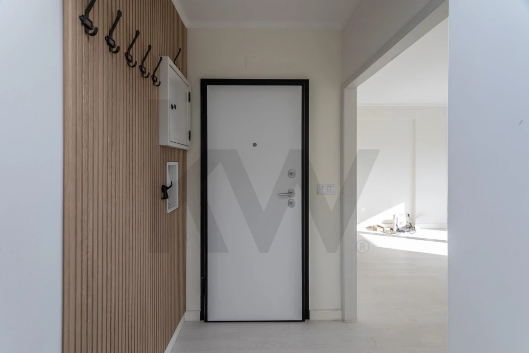 Apartamento T2 para Venda em Agualva e Mira-Sintra Foto 2