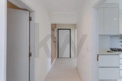 Apartamento T2 para Venda em Agualva e Mira-Sintra