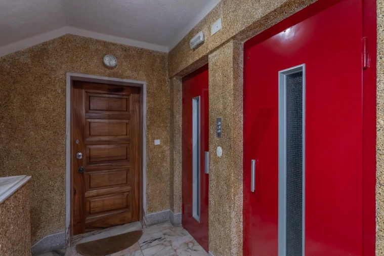 Apartamento T2 para Venda em Agualva e Mira-Sintra Foto 32