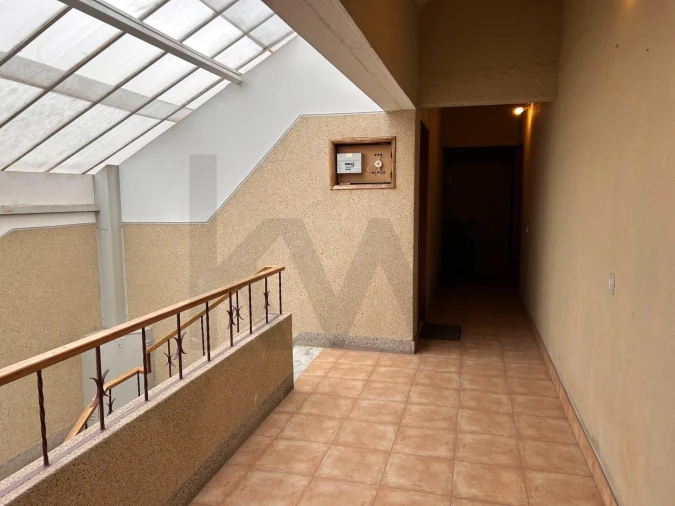 Apartamento T2 para Venda em Moita Foto 34