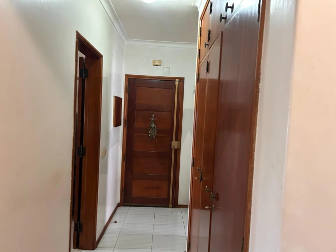 Apartamento T2 para Venda em Moita Foto 31