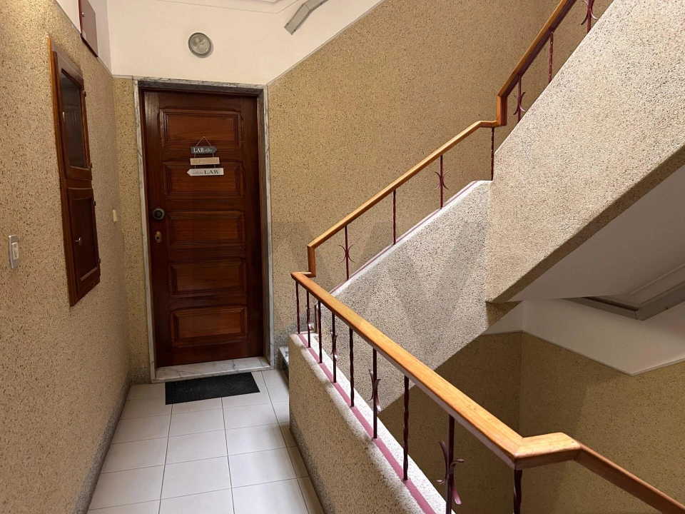 Apartamento T2 para Venda em Moita Foto 32
