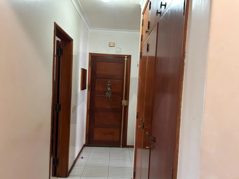 Apartamento T2 para Venda em Moita Foto 31