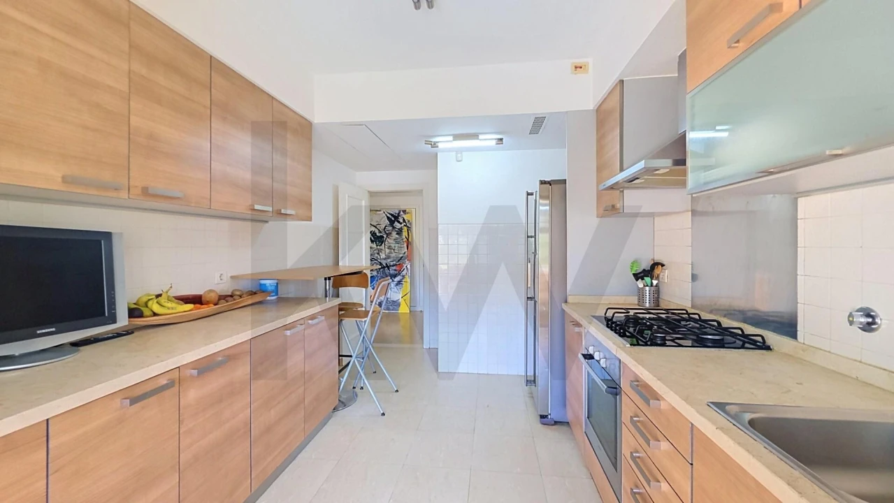 Apartamento T3 para Venda em São Domingos de Benfica Foto 9