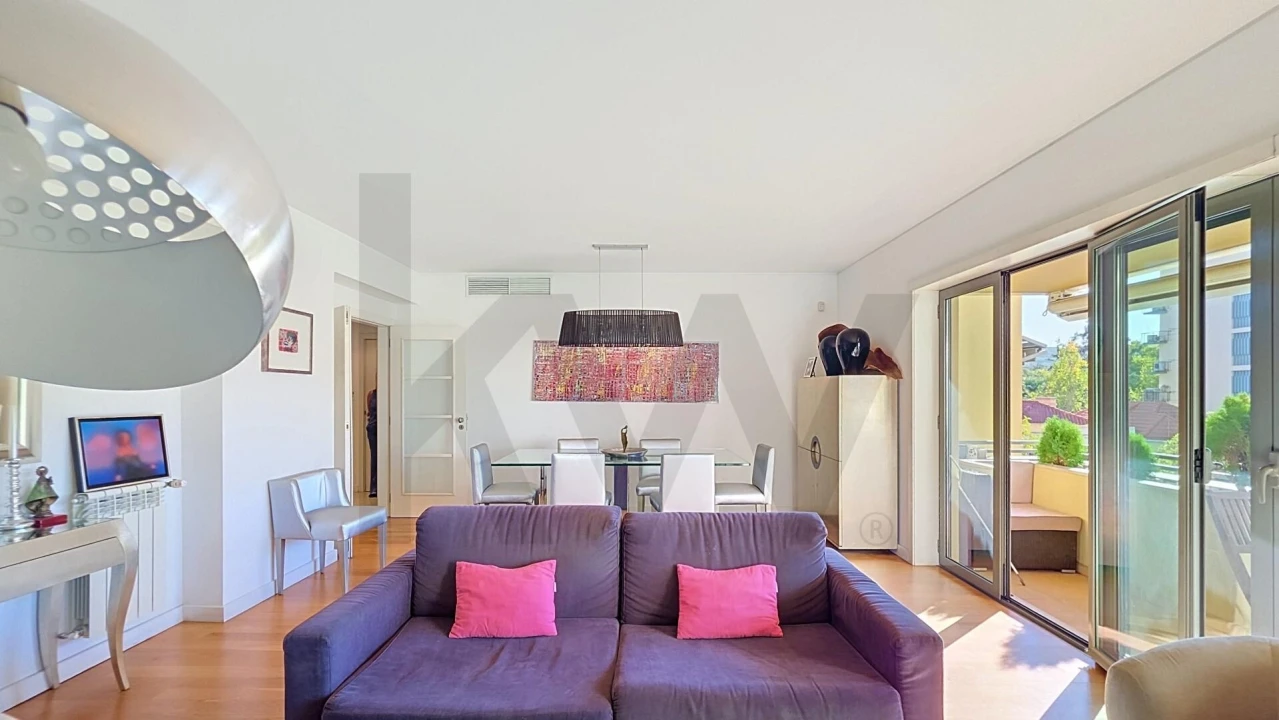 Apartamento T3 para Venda em São Domingos de Benfica Foto 3