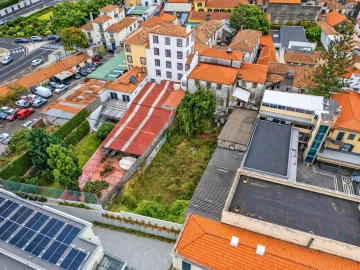Prédio para Venda em Funchal (São Pedro)