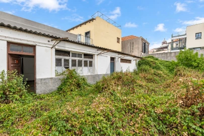 Prédio para Venda em Funchal (São Pedro)