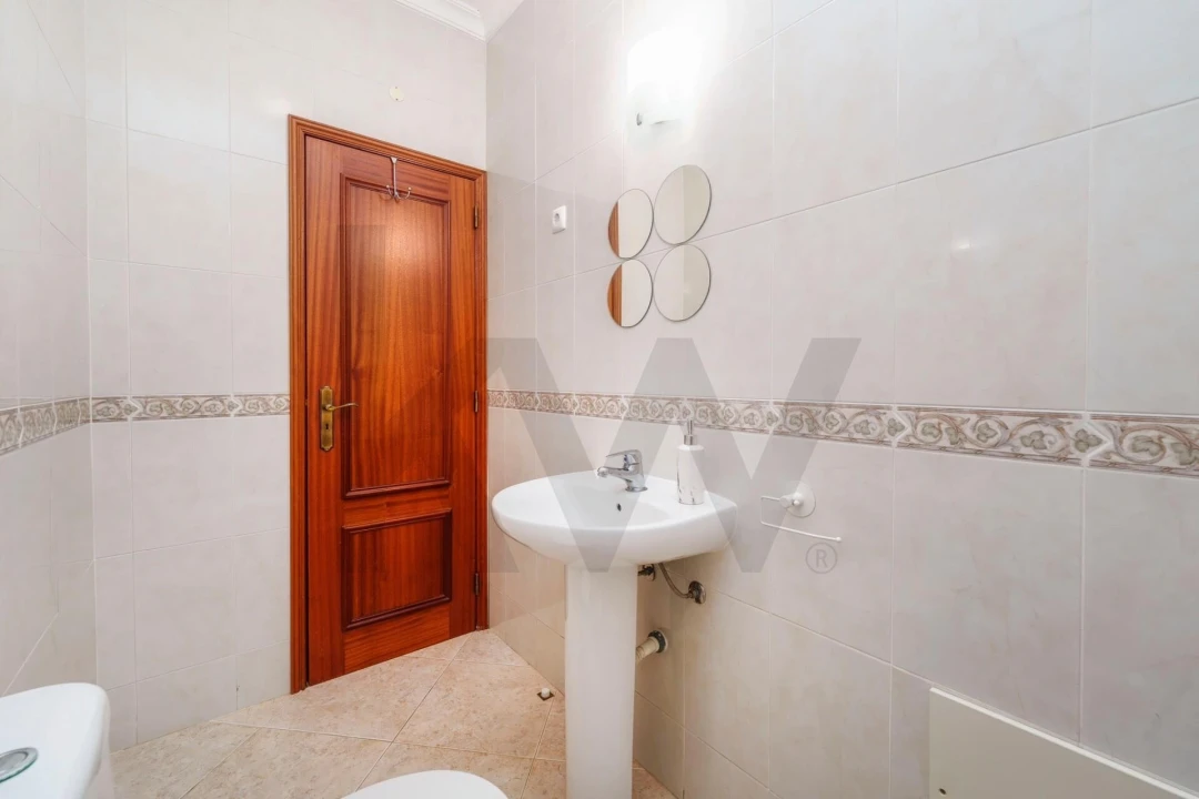 Moradia T3 para Venda em Vila Nova de Cacela Foto 7