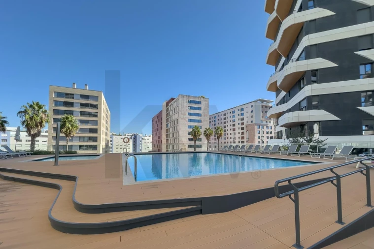 Apartamento T3 para Venda em Parque das Nações Foto 39