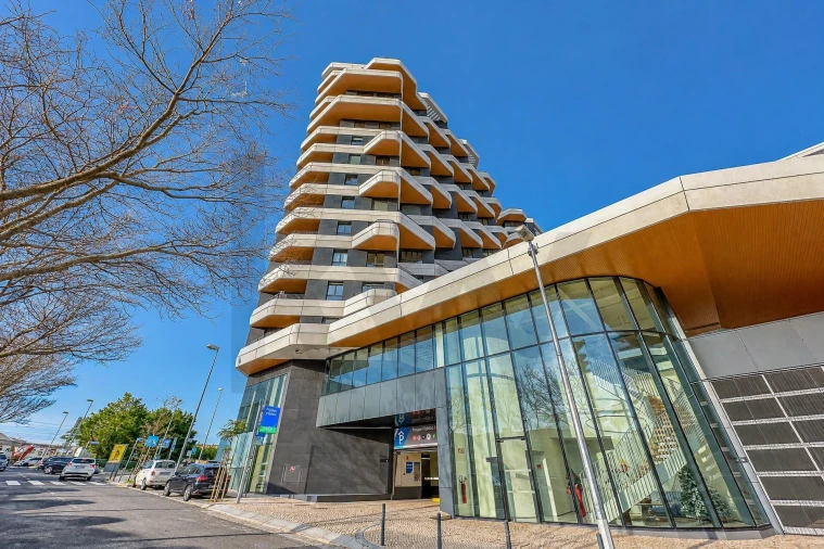 Apartamento T3 para Venda em Parque das Nações Foto 43