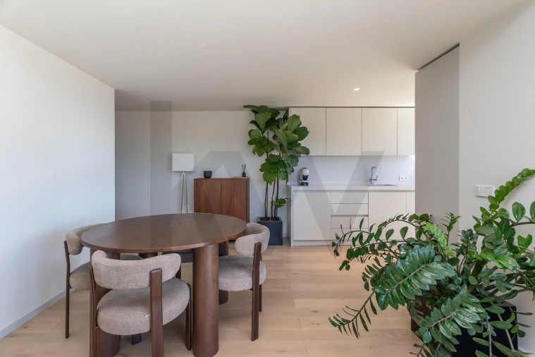 Apartamento T3 para Venda em Parque das Nações Foto 5