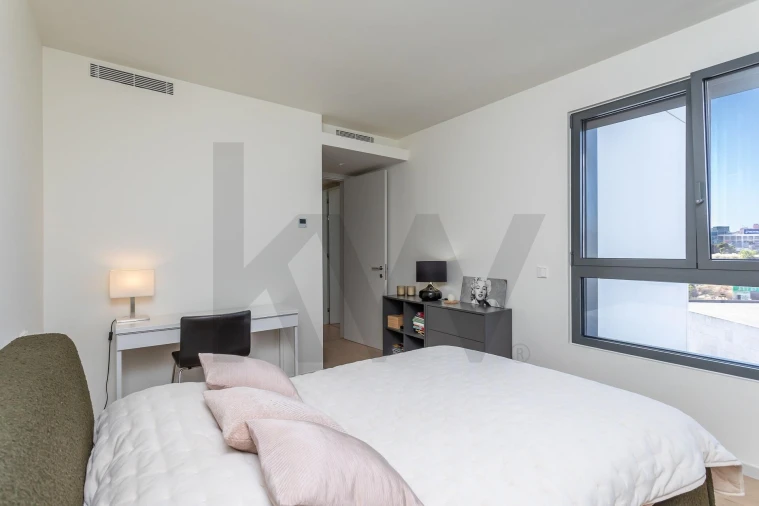 Apartamento T3 para Venda em Parque das Nações Foto 12
