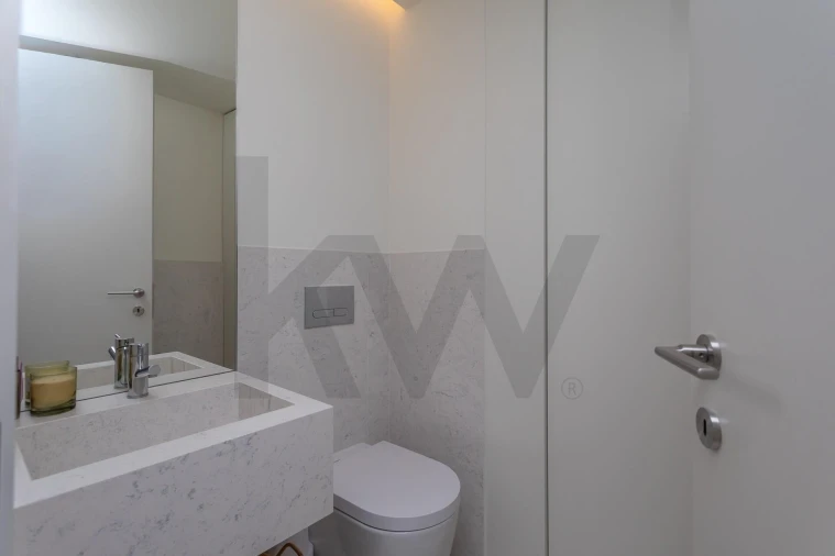 Apartamento T3 para Venda em Parque das Nações Foto 28