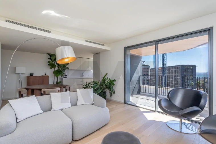 Apartamento T3 para Venda em Parque das Nações Foto 3