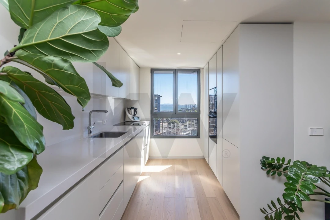 Apartamento T3 para Venda em Parque das Nações Foto 7