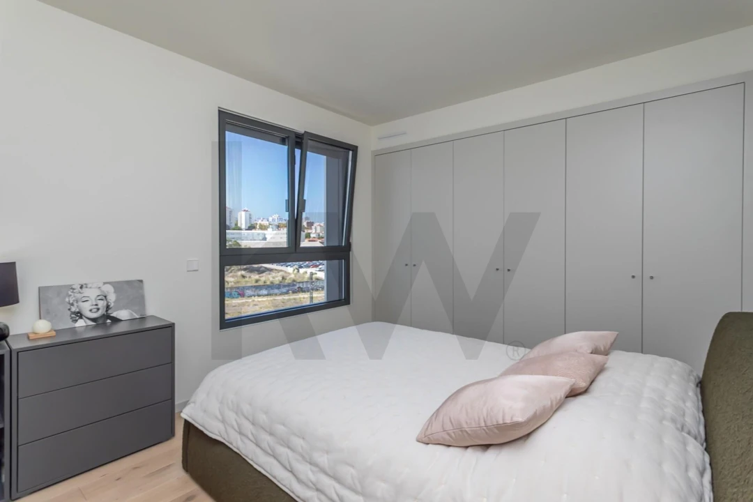 Apartamento T3 para Venda em Parque das Nações Foto 13
