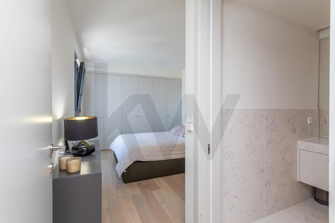 Apartamento T3 para Venda em Parque das Nações Foto 9