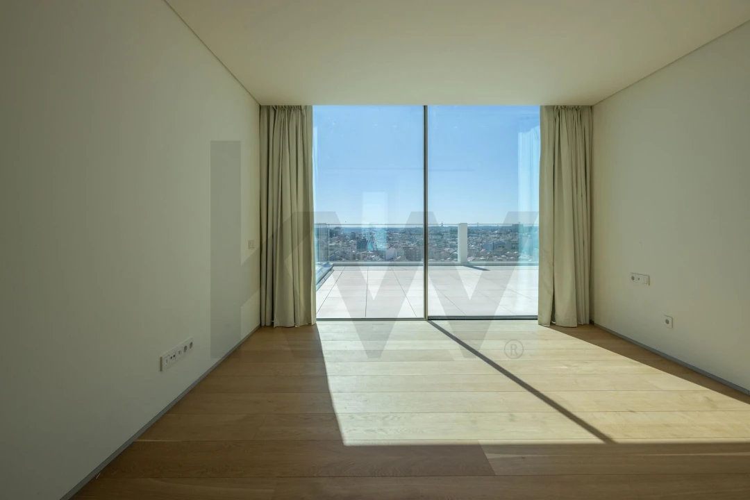 Apartamento T4 para Venda em Areeiro Foto 13