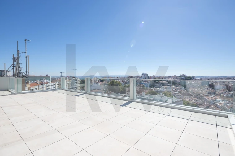 Apartamento T4 para Venda em Areeiro Foto 19