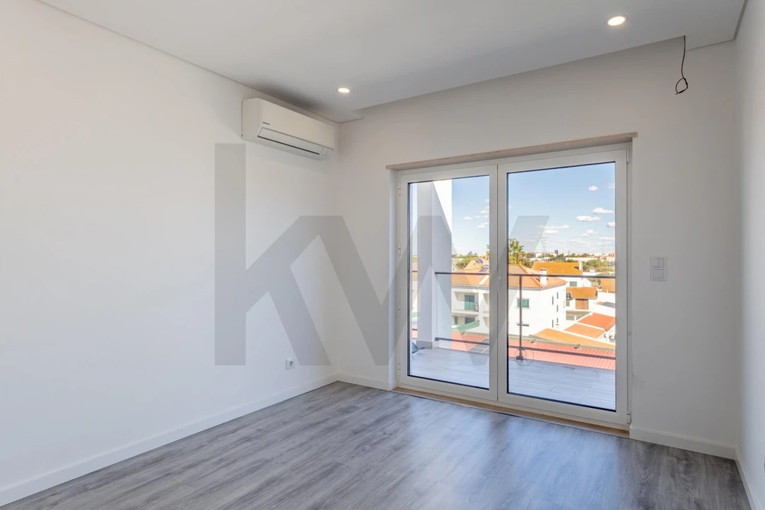 Apartamento T3 para Venda em Samora Correia Foto 15