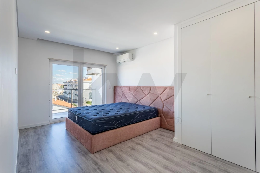 Apartamento T3 para Venda em Samora Correia Foto 23
