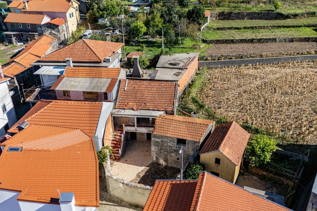 Moradia T2 para Venda em São Pedro de Castelões Foto 1