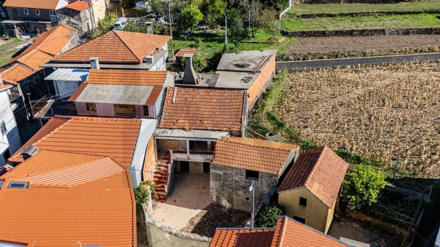 Moradia T2 para Venda em São Pedro de Castelões