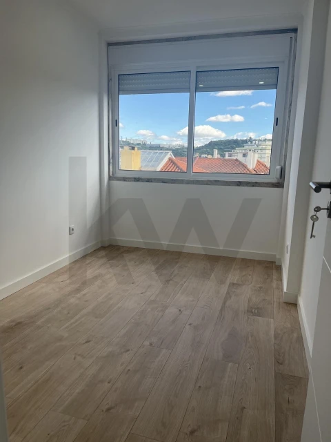 Apartamento T3 para Venda em Odivelas