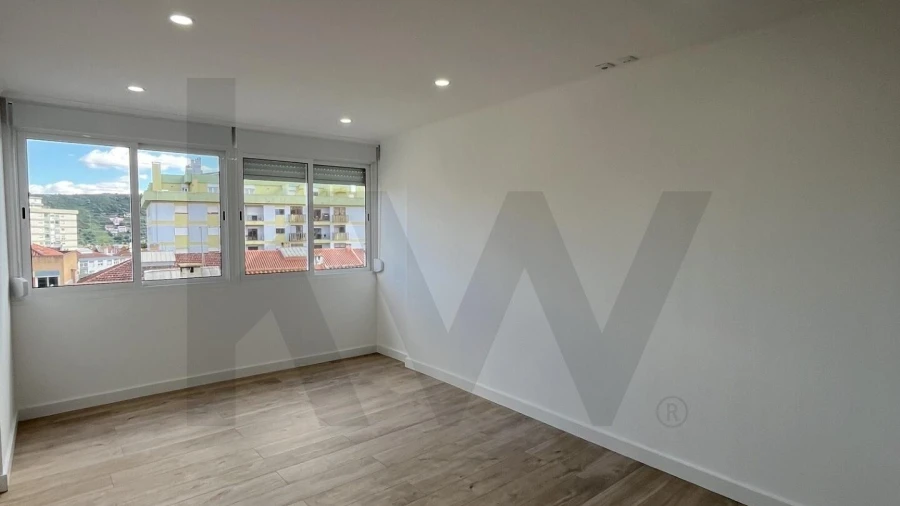 Apartamento T3 para Venda em Odivelas