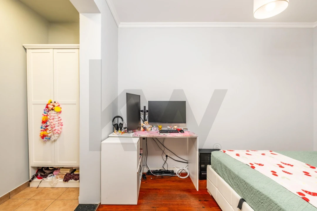 Apartamento T1 para Venda em Caniço Foto 15