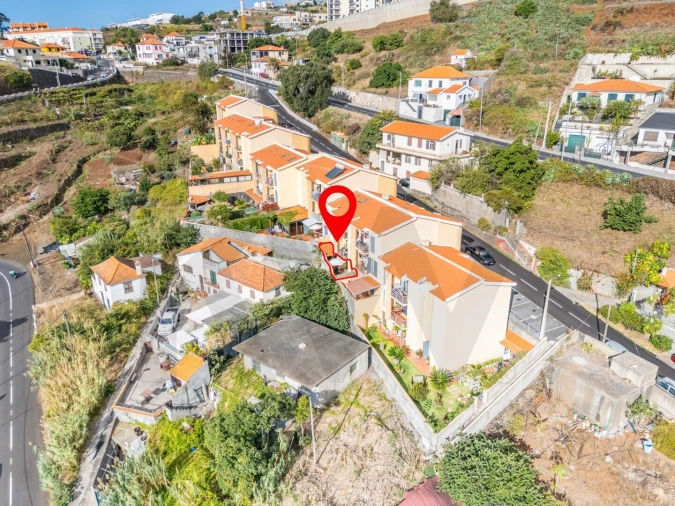Apartamento T1 para Venda em Caniço Foto 22