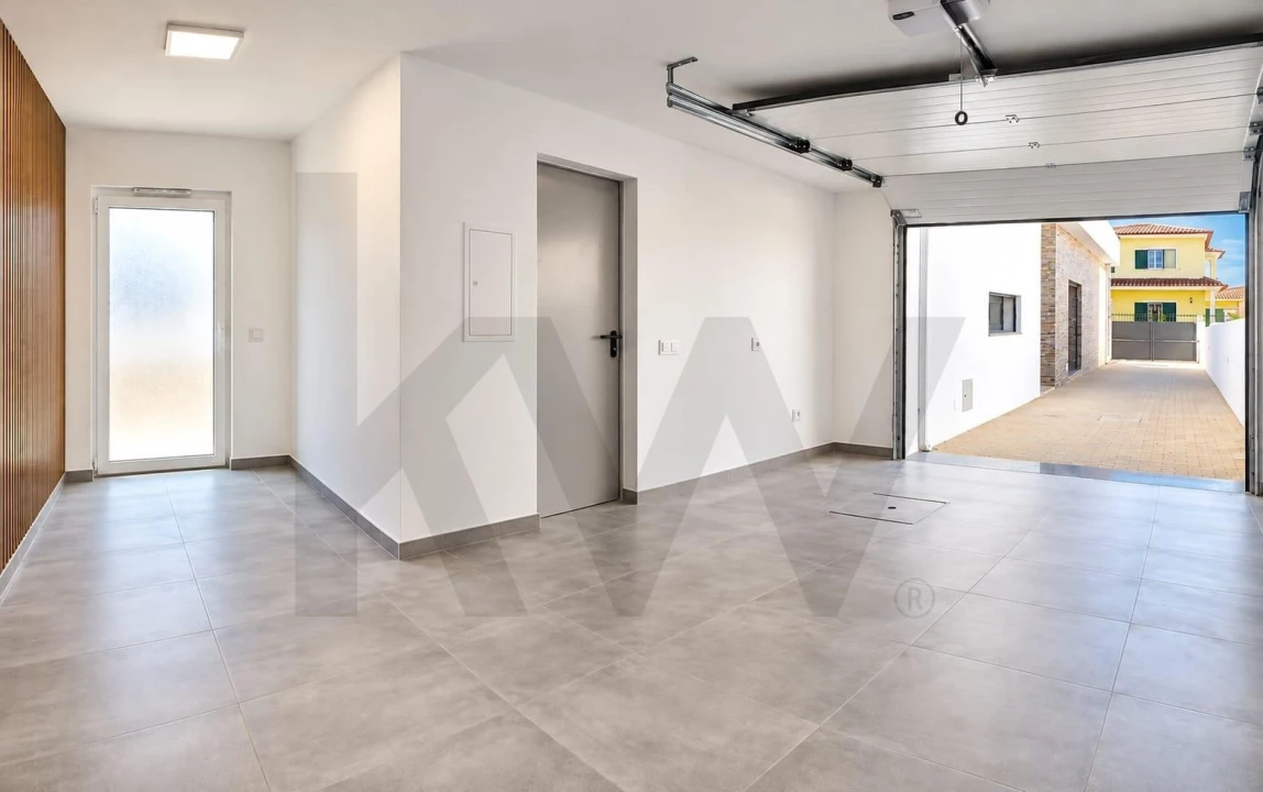 Moradia T3 para Venda em Fernao Ferro Foto 34
