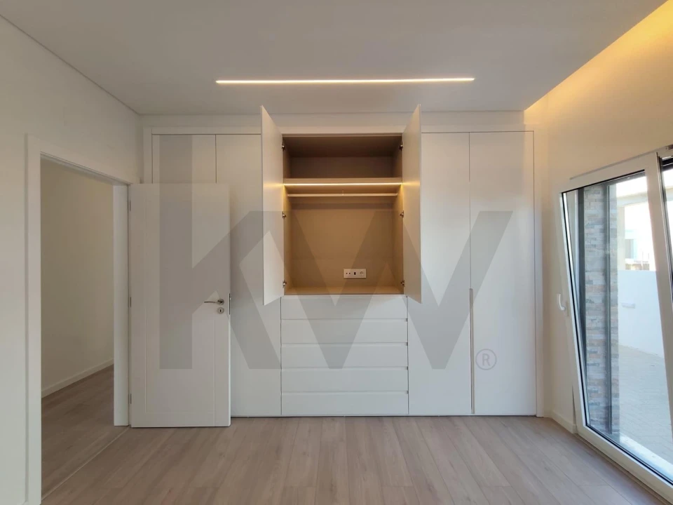 Moradia T3 para Venda em Fernao Ferro Foto 13