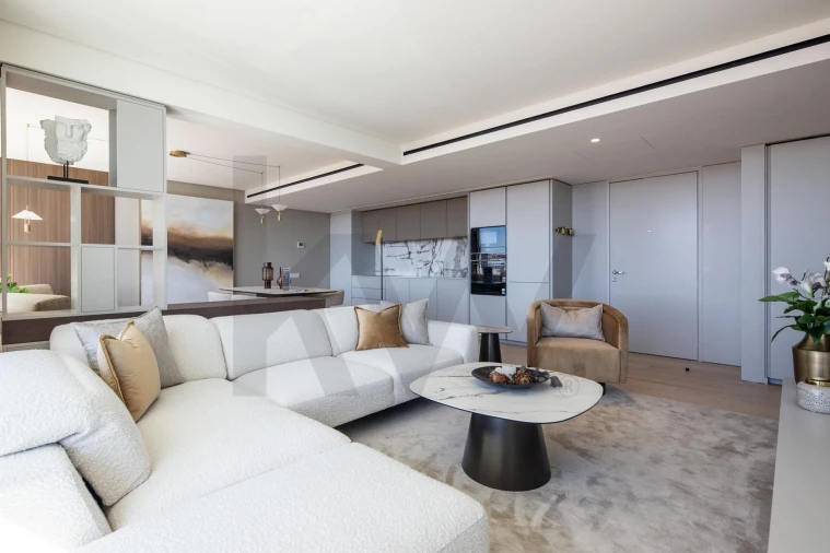 Apartamento T2 para Venda em Areeiro Foto 3