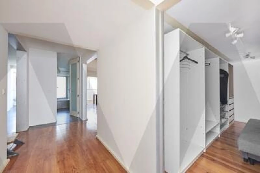 Apartamento T1 para Arrendamento em Avenidas Novas Foto 2